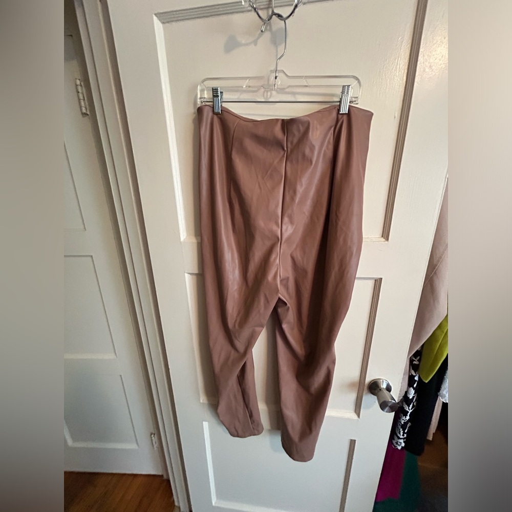 Shein curve 2x faux leather pants- EUC